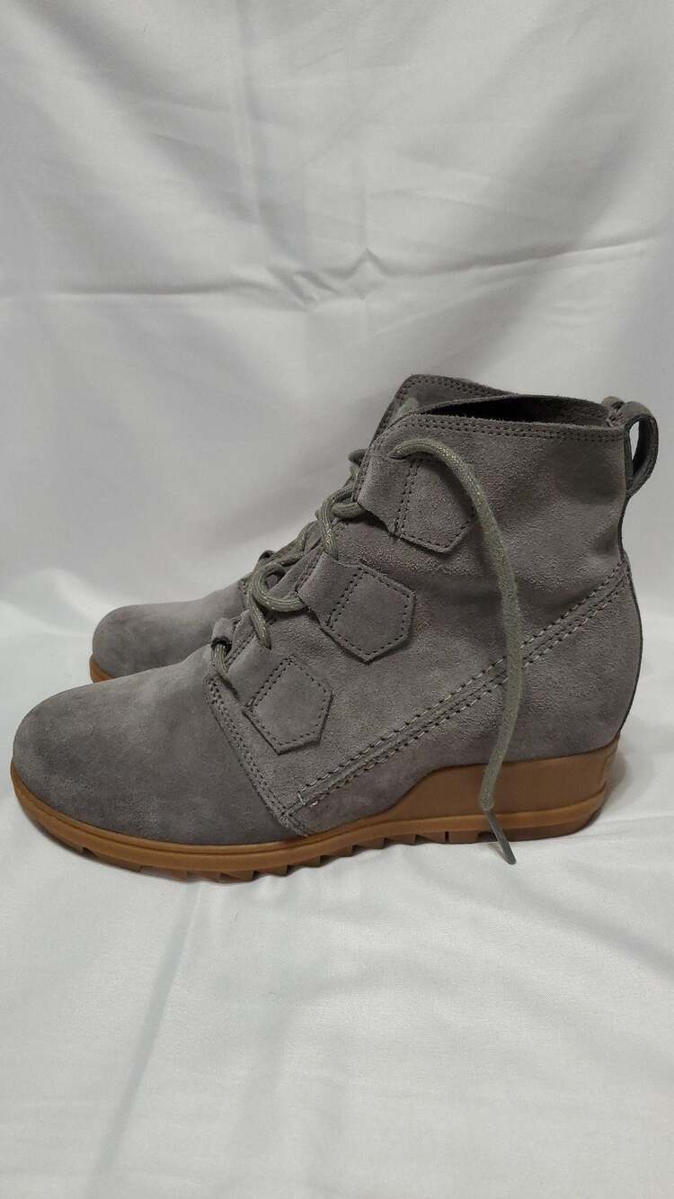 Sorel Women's Evie Lace Waterproof Wedge Bootie Quarry Grey Size 9
